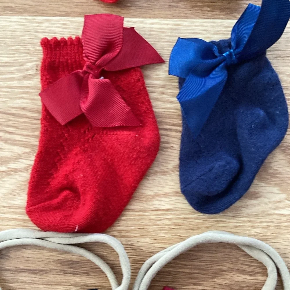 27 piece headband and sock bundle for baby 0 to 1 year old